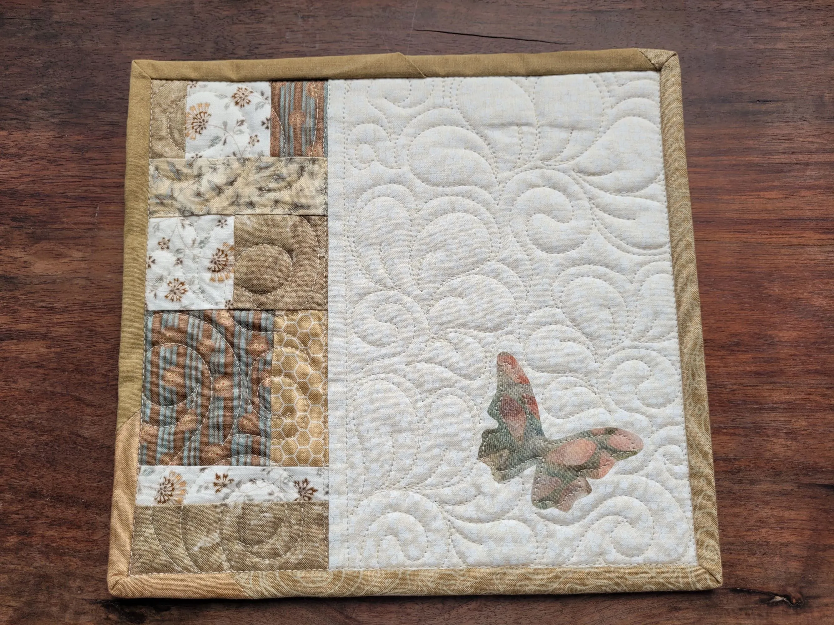 Butterfly Mini Quilt Mug Rug