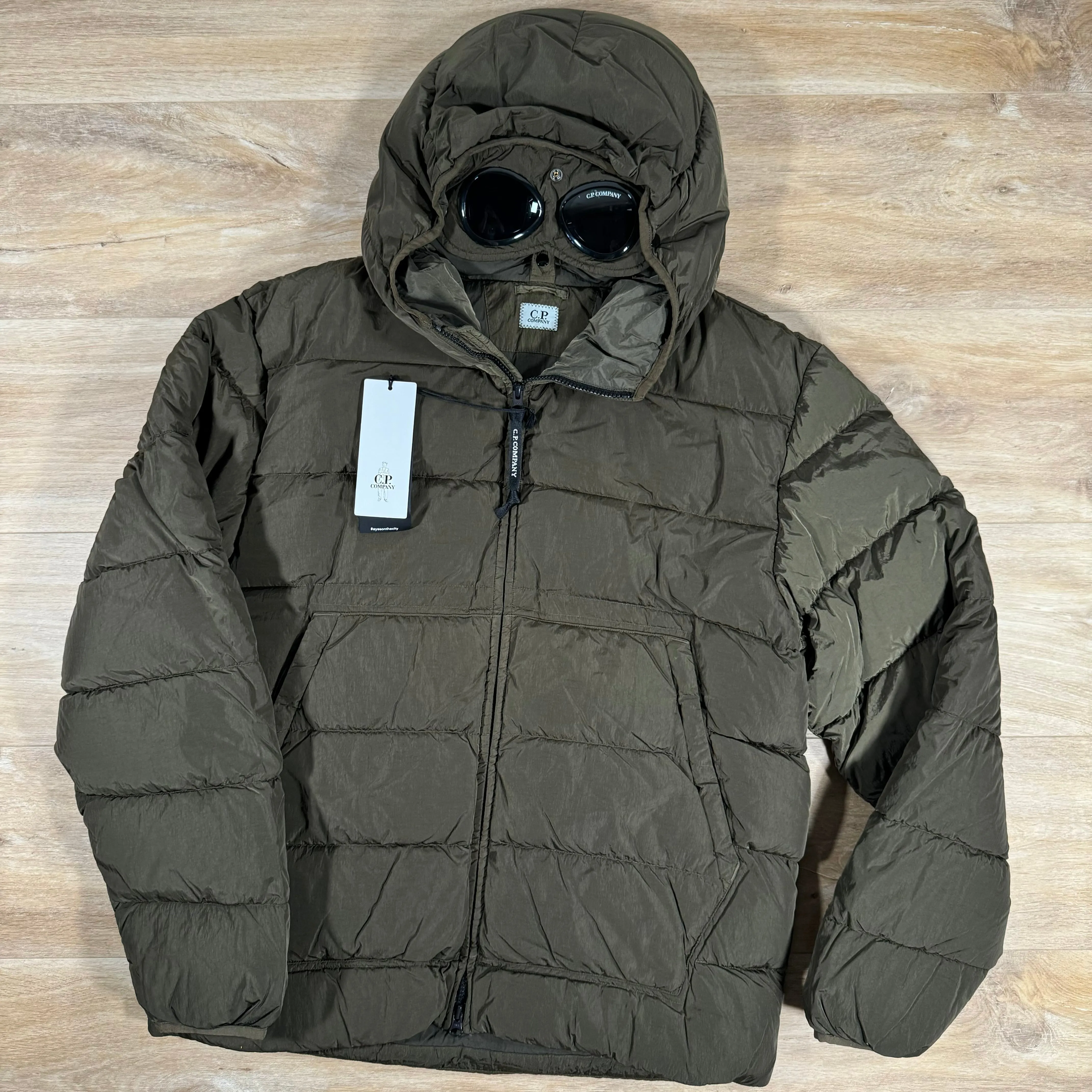 C.P. Company Chrome-R Goggle Down Jacket in Ivy Green